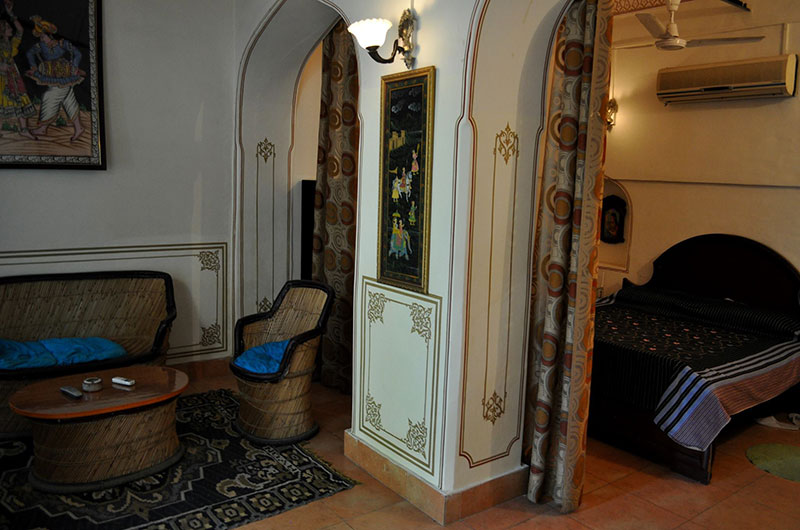 Hotel Burja Haveli, Alwar, Rajasthan - Super Deluxe Room1